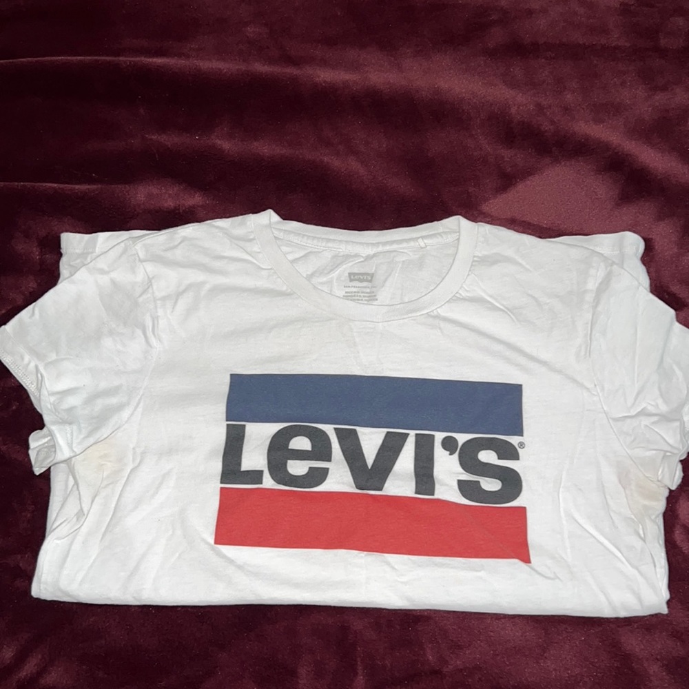Levi’s shirt